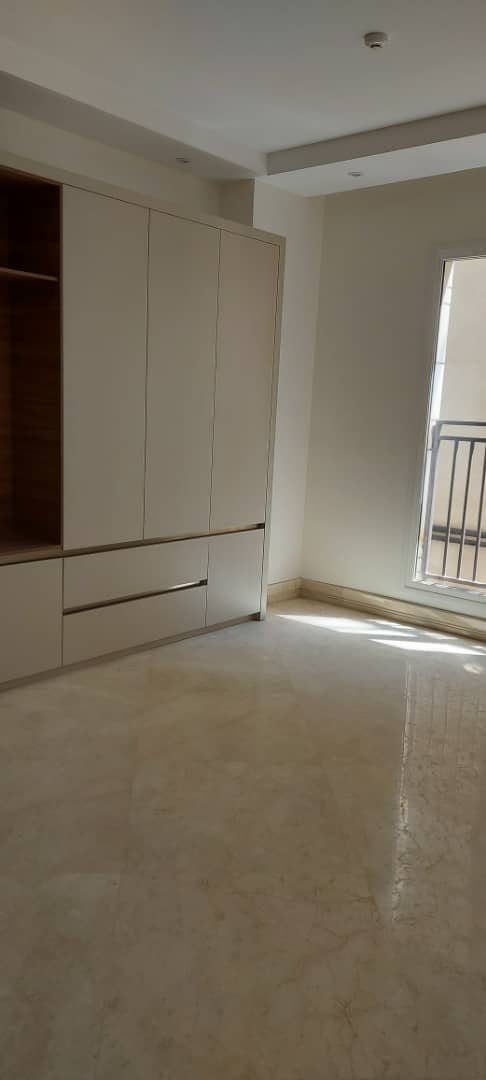 شریعتی_پل رومی 192 متر 2پارکینگ سندی